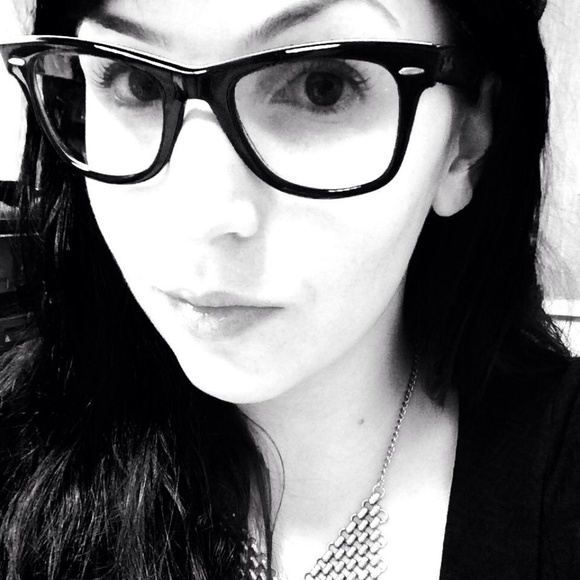 Meet your Posher, Joy - Picture 6 of 7